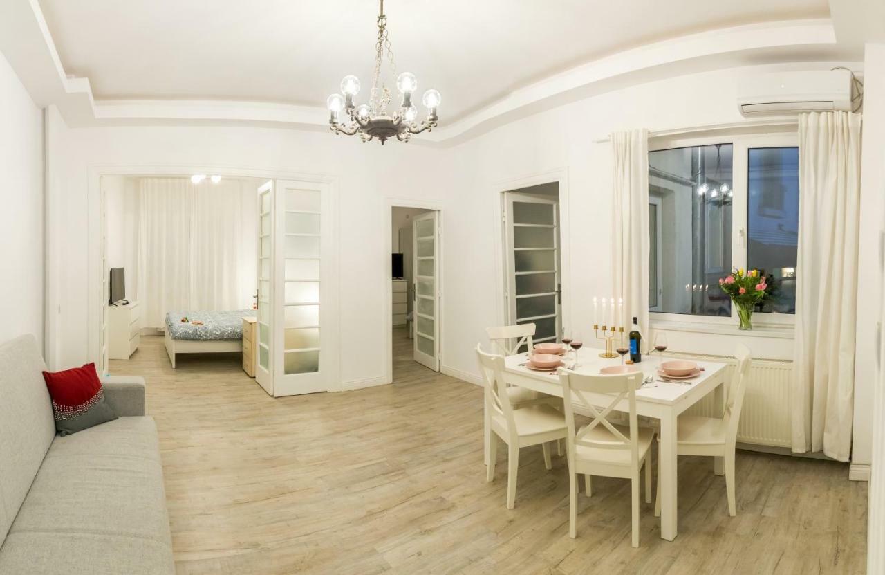 White Nights Of Old Town Bucharest Appartement Buitenkant foto