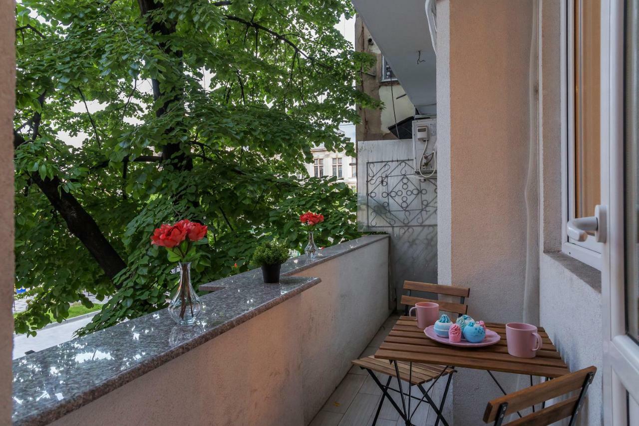 White Nights Of Old Town Bucharest Appartement Buitenkant foto