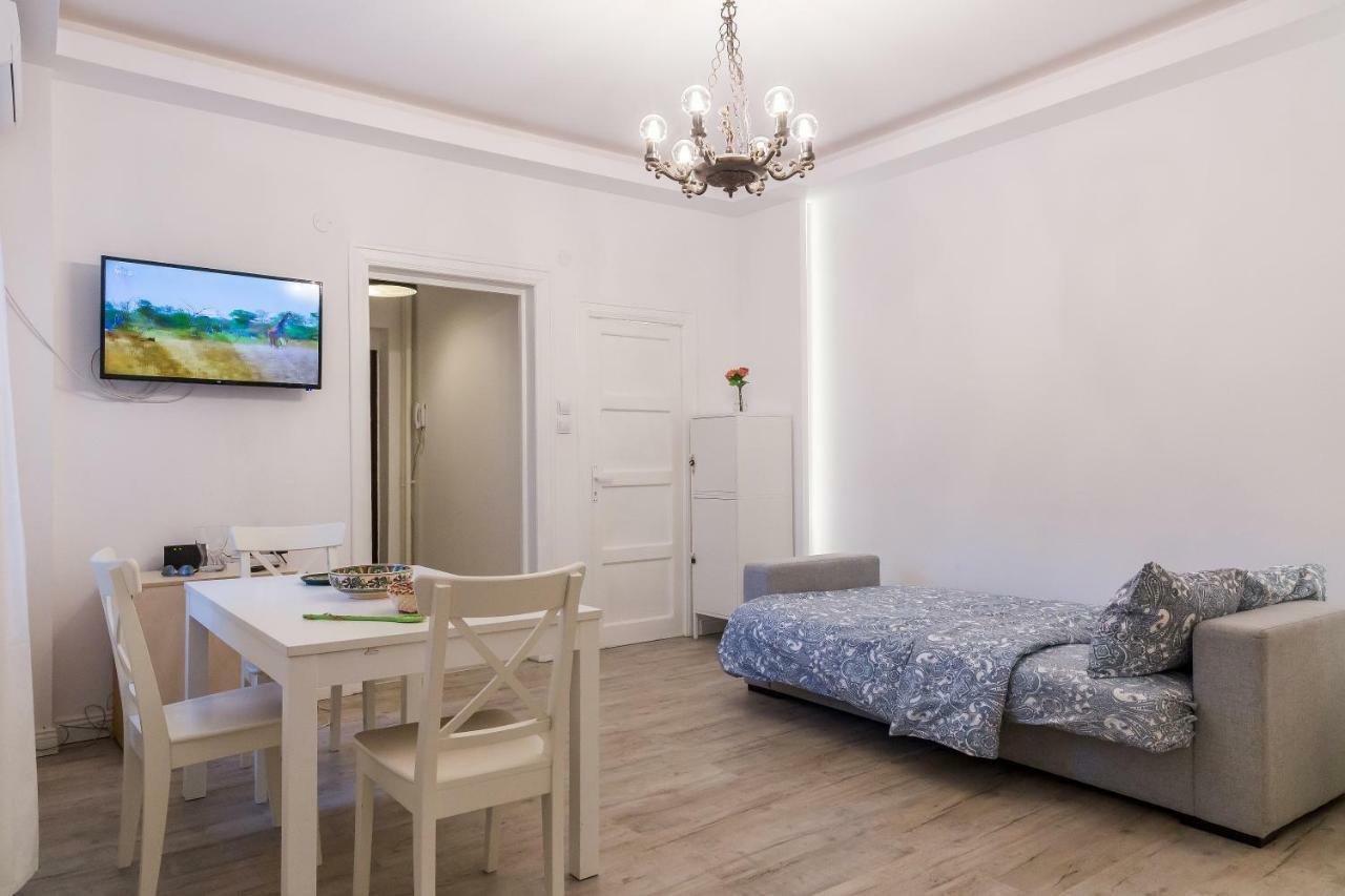 White Nights Of Old Town Bucharest Appartement Buitenkant foto